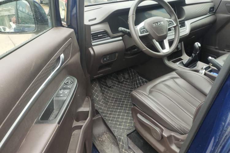 Used BAW Ruisheng Ace M7 2023 1.6L Long-wheelbase Business Version 7 Seats
