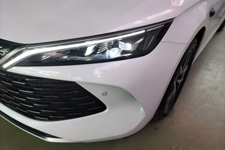 Used BYD Qin L 2025 DM-i Smart Drive 120KM Superior Model
