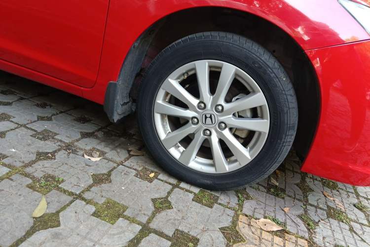 Used Honda Civic 2014 1.8L automatic comfort version
