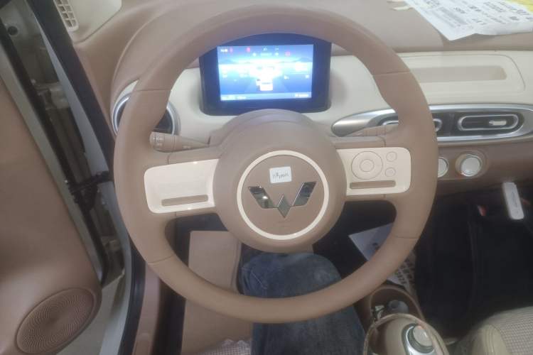 Used Wuling Hongguang MINIEV 2025 Four-Door Version Advanced Edition