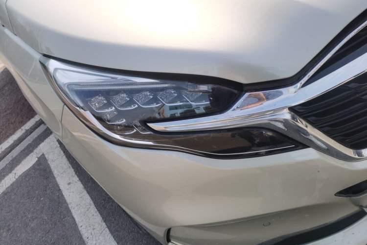 Used Buick GL8 2021 ES Land Cruiser 653T Luxury Edition