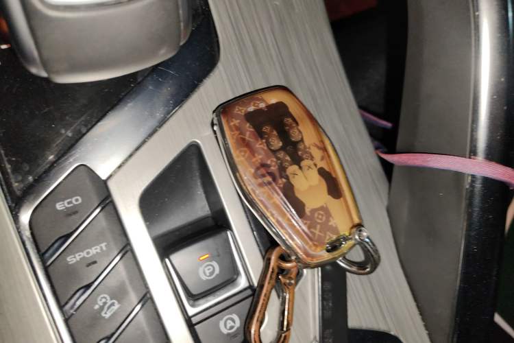 Used Geely Auto Coolray 2019 Sport Model 260T DCT Battle China V Standard