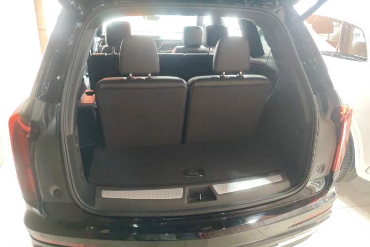 Used Cadillac XT6 2022 2.0T 7-Seater Four-Wheel Drive Luxury Version
