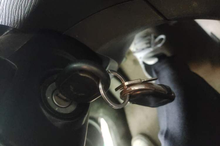 Used Wuling Hongguang 2015 1.5L S Base Model China IV Vehicle Key