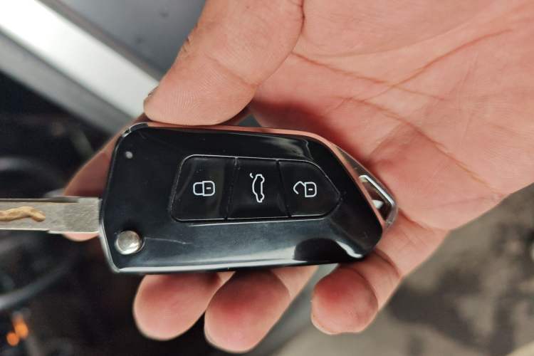 Used Volkswagen Bora 2014 1.6L Automatic Comfort Model Vehicle Key