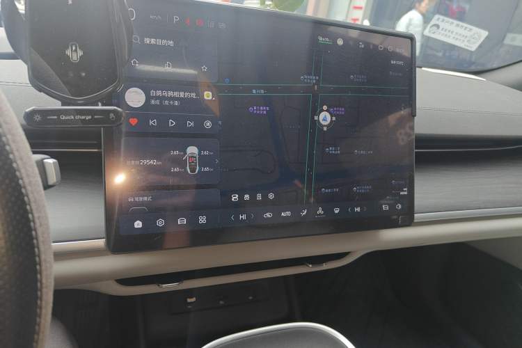 Used CHANGAN NEVO A07 2025 All-Electric "True Fragrance" Edition 710-Mile Long-Range Version Audio And AC Panel