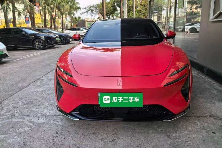 Used Avatr 06 2025 Pro Range-Extended Edition Front