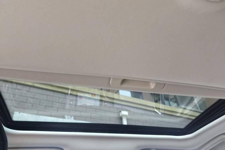 Used Ford Focus 2015 Hatchback 1.6L Automatic Fashion Edition Headliner