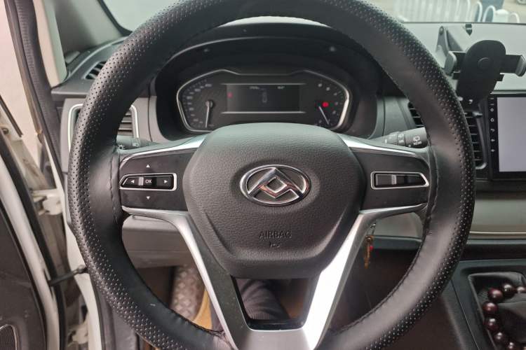 Used SAIC MAXUS G10 2021 2.0T Manual Elite Edition Diesel 7-Seater