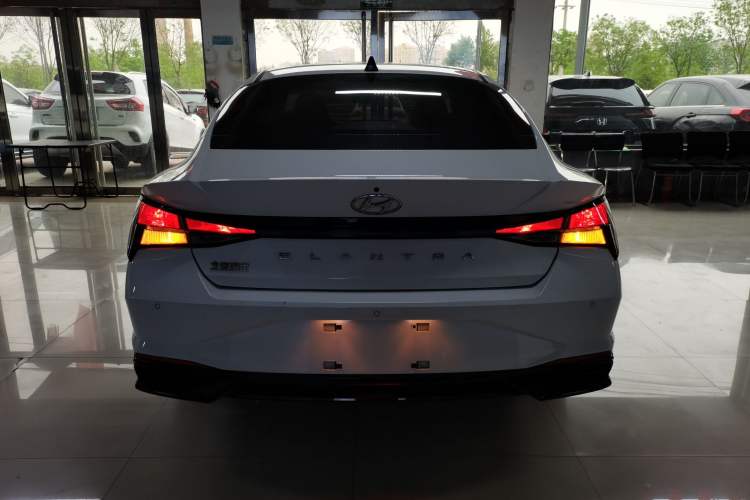 Used Hyundai Elantra 2022 1.5L CVT GLX Elite Edition