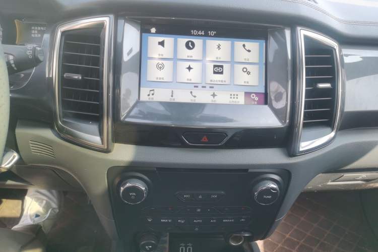 Used Ford Everest 2017 2.0T Gasoline Automatic 4x4 Flagship Edition 7 Seats