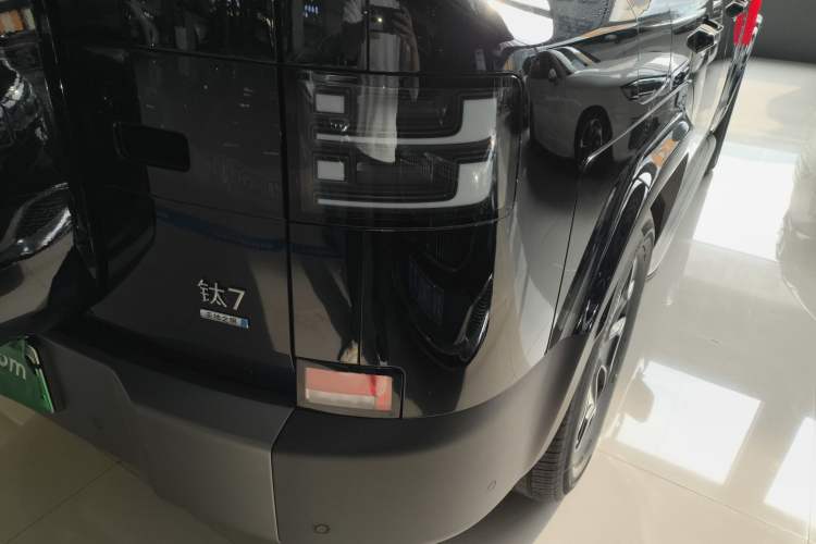 Used Formula Leopard Tai 7 2025 Model 200 km Two-Wheel Drive Max Edition
