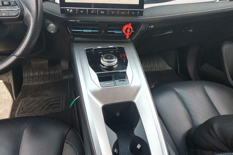 Used Roewe Ei5 2021 500 Admiration Edition
