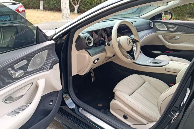 Used Mercedes-Benz CLS 2023-Year Restyled CLS 260