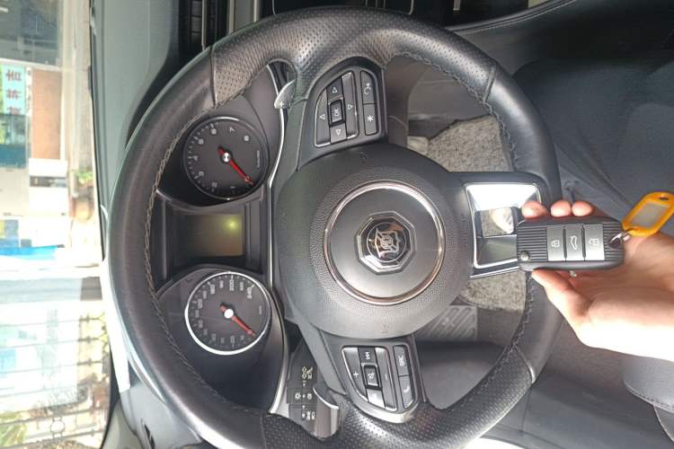 Used MG 6 2017 20T Automatic Luxury Smart Connect Version China V Standard Vehicle Key