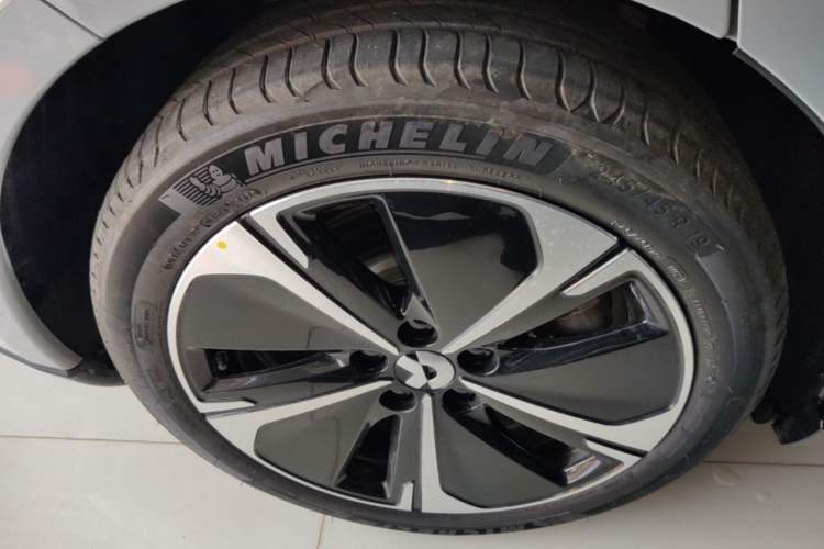 Used Nio ET5 2025 75 kWh
