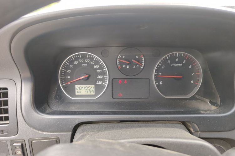 Used Jinbei Express 2017 2.0L Comfort Version V19
