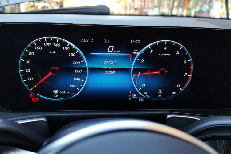 Used Mercedes-Benz GLB 2023 GLB 200 Dynamic Edition Instrument Cluster