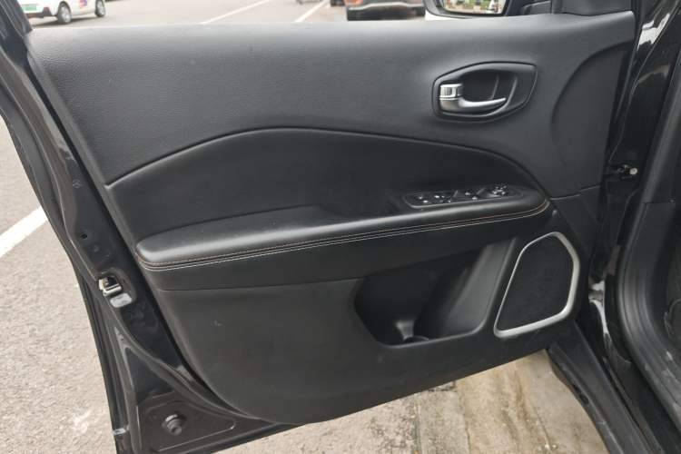 Used Jeep Compass 2019 220T Automatic Enjoyment Version