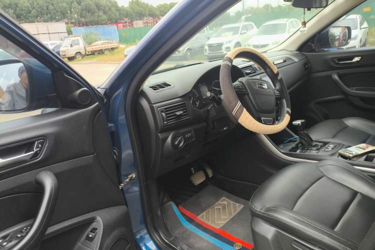 Used Qoros 5 2018 Revised Version 1.6T Automatic Leading Edition