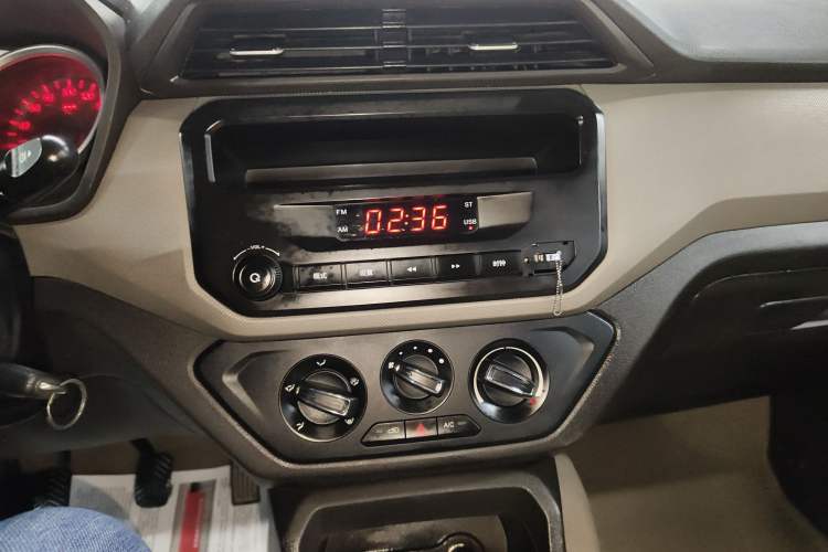 Used Wuling Hongguang 2018 1.5L S Standard Version L2B