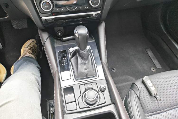 Used Mazda Atenza 2017 2.5L Skyactiv Sport Edition
