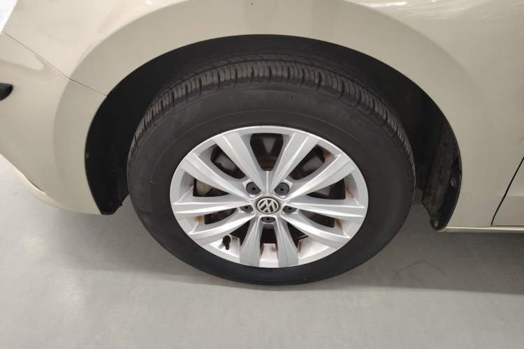 Used Volkswagen Bora 2017 1.6L Automatic Fashion Model