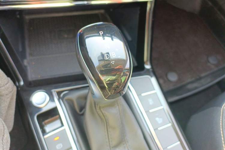 Used Volkswagen Passat New Energy 2020 430 PHEV Hybrid Luxury Edition China VI Standard Gear Lever
