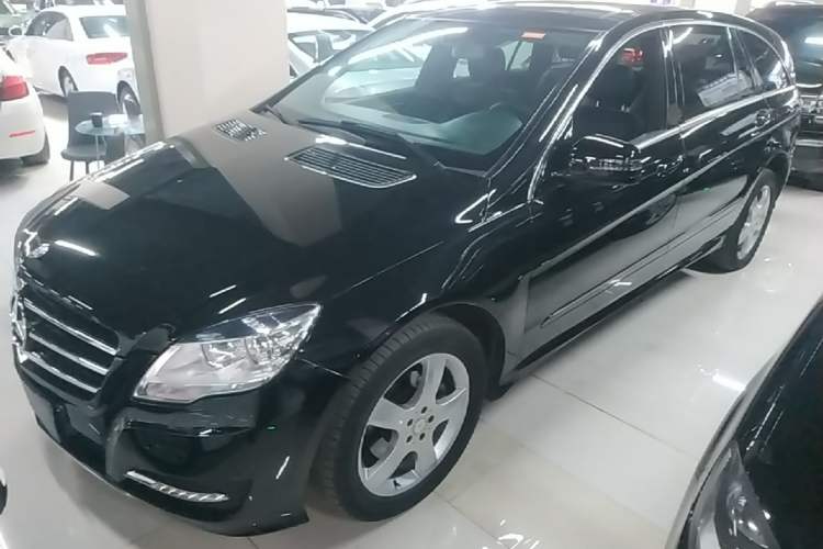 Used Mercedes-Benz R-Class 2015 R 320 4MATIC Luxury Model