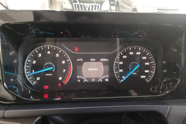 Used Ford Transit 2023 2.0T Gasoline Automatic Multi-Function Commercial Vehicle Short Wheelbase Low Roof 5/6 Seats