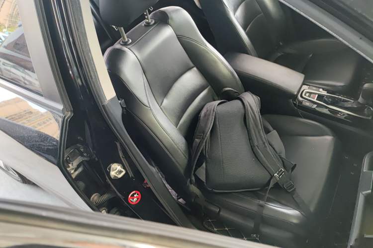 Used Honda Crider 2019 180 Turbo CVT Leading Edition China VI Right Front Seat