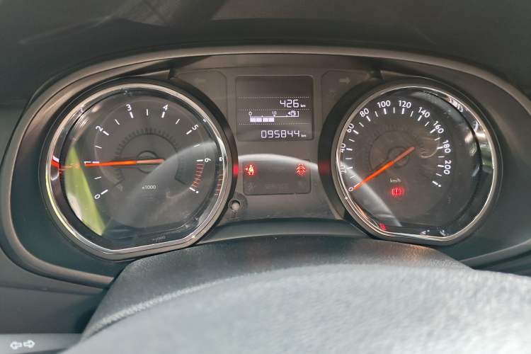 Used Citroen C3-XR 2015 1.6L Manual Pioneer Model
