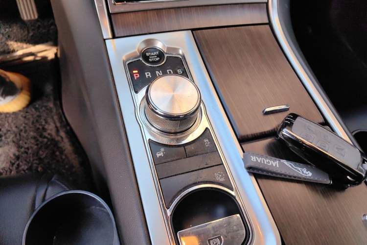 Used Jaguar XF 2015 XF 2.0T Prestige Edition