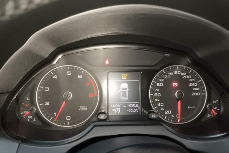 Used Audi Q5 2015 40 TFSI Technology Edition