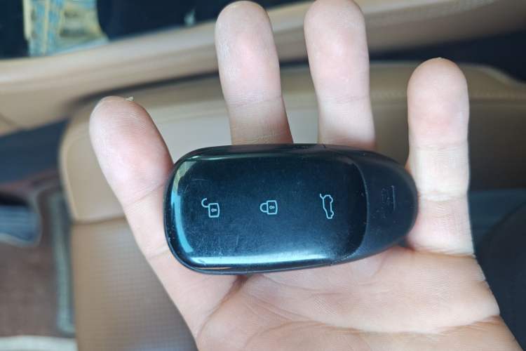 Used Li Auto ONE 2020 Extended-Range 6-Seater Version Vehicle Key