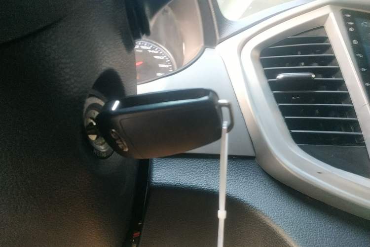 Used JAC Refine M4 2019 Business & Travel Series 2.0L Manual Speed Edition China VI Standard