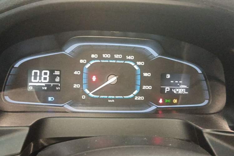 Used Roewe 360 2017 1.5L Automatic Luxury Edition
