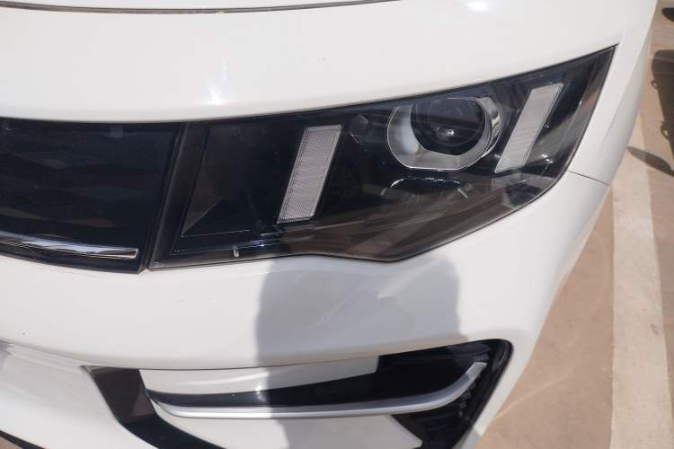 Used Radar King Kong 2025 430 km Two-Wheel Drive Long Bed – Lucky King Left Front Headlight