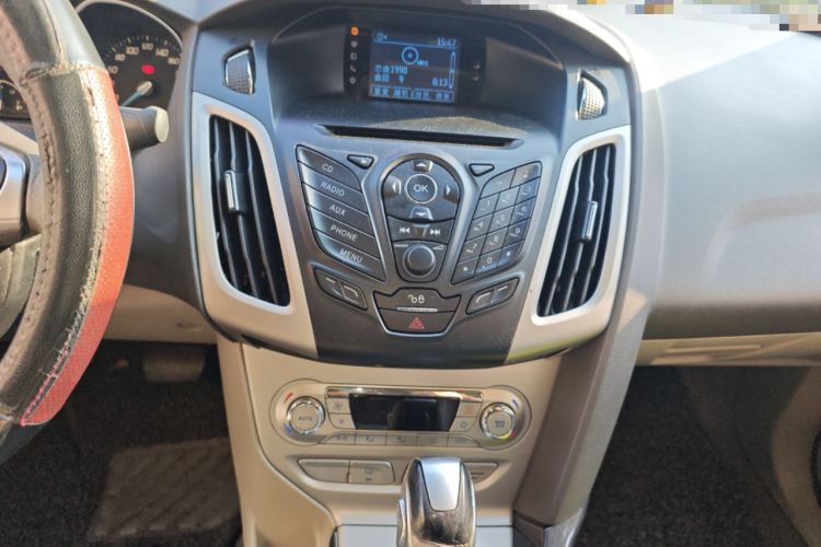 Used Ford Focus 2012 Sedan 1.6L Automatic Fashion Edition