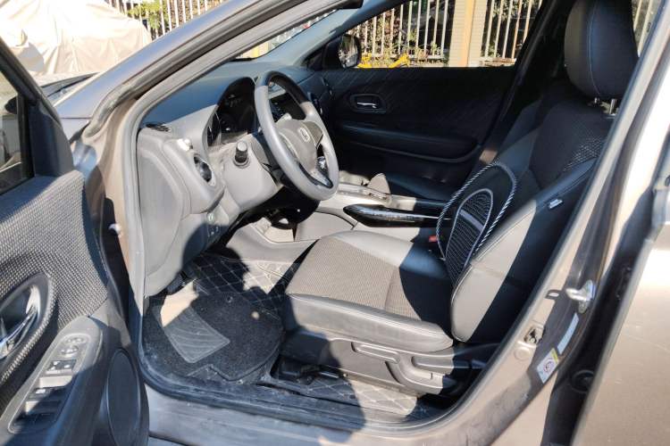 Used Honda XR-V 2015 1.8L EXi CVT Comfort Version