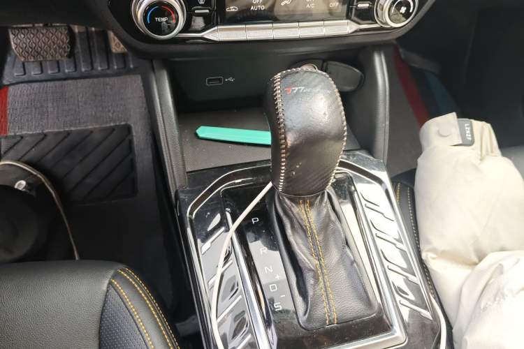 Used Bestune T77 2019 230 TID Automatic Luxury Version National V