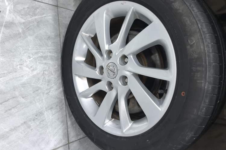 Used Nissan Sylphy 2014 1.6XV CVT Deluxe Edition