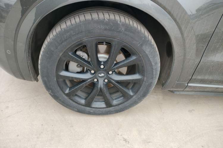 Used Li Auto ONE 2021 Extended-Range 6-Seater Version Left Front Wheel Hub