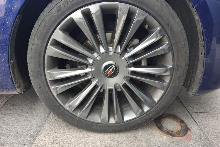 Used Hongqi H5 2019 30TD Smart Connect Dynamic Edition Right Front Wheel Hub