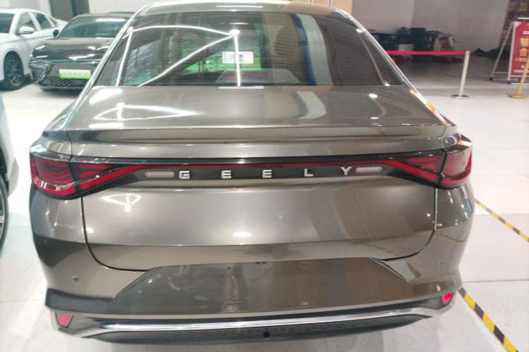 Used Geely Auto Emgrand L HiP 2022 1.5TD-DHT Pro 100KM Super Rui