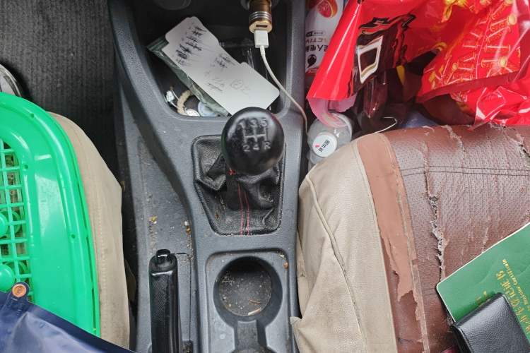 Used Wuling Rongguang V 2015 1.2L Base Version Gear Lever