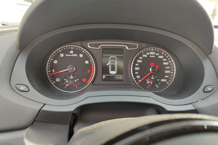 Used Audi Q3 2015 30 TFSI Comfort Model Instrument Cluster