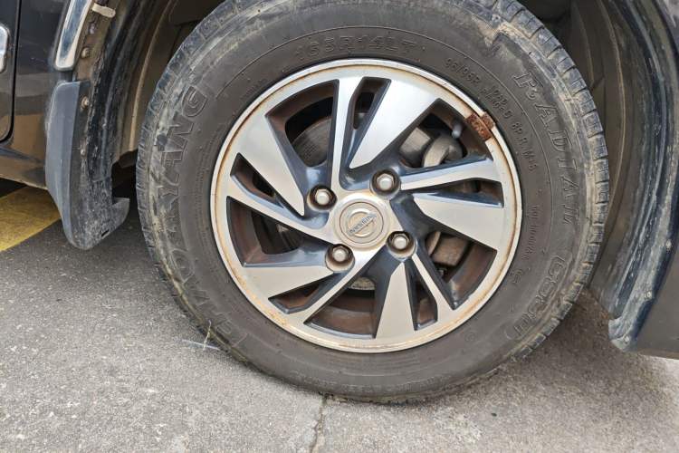 Used Nissan NV200 2014 1.6L CVT Zunya Model China IV Standard
