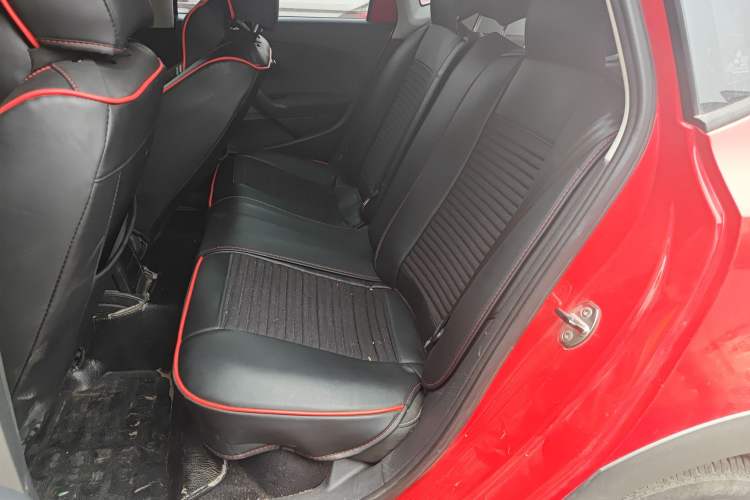 Used Volkswagen Polo 2014 1.6L Cross Polo Automatic