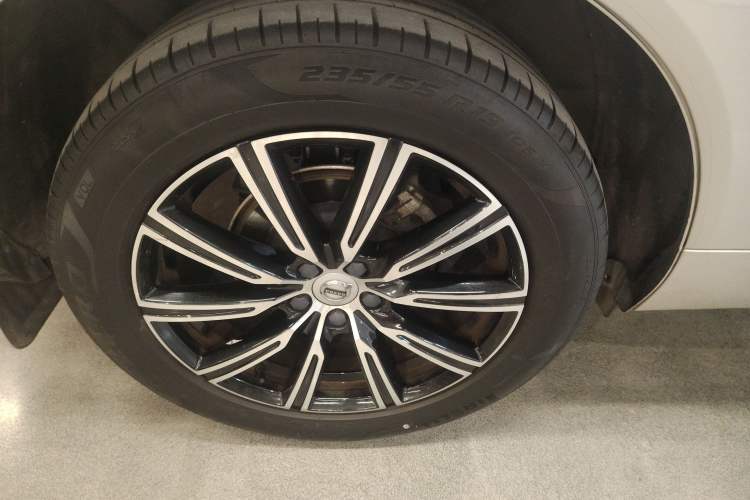 Used Volvo XC60 2020 T5 4x4 Smart Luxury Edition
